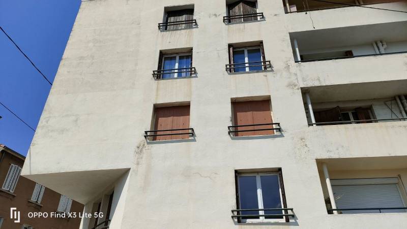 Changement de persiennes en PVC à Marseille 4ème arrondissement